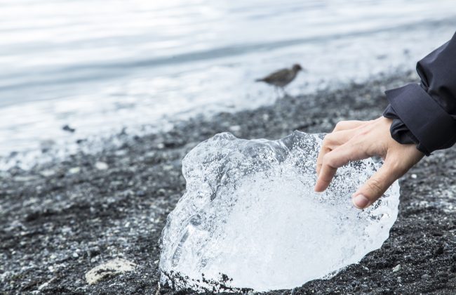At What Temperature Does Ice Melt